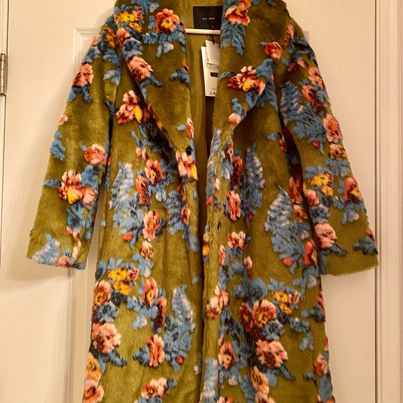 Uterque Faux Floral Coat - Picture 3 of 7